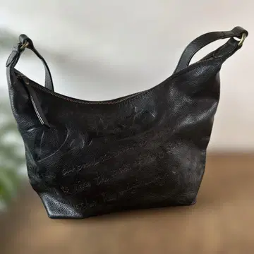 Dakota 다코타 엠보 가죽 숄더백