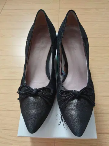 긴자 카네마츠 블랙 스틸레토 펌프스 23.5cm
