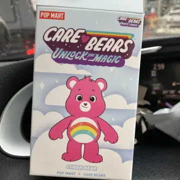 POP MART 케어 베어 치어 베어