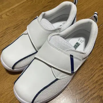실내용 신발 23.0cm 화이트