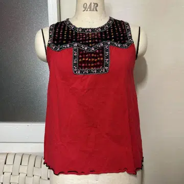 ANNA SUI 안나수이 자수 장식 빨간색 탱크탑