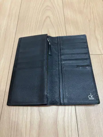 캘빈클라인 블랙 가죽 장지갑