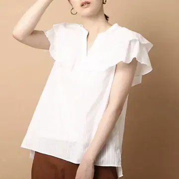 도레스테리아 스트라이프 프릴 셔츠