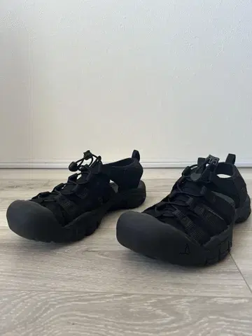KEEN(킨) 남성용 뉴포트 H2 샌들 28cm