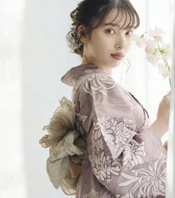 Dita 유카타 [호두색의 난국 나기]