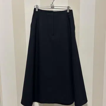 유나이티드 애로우즈 사다리꼴 스커트
