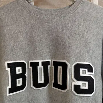 나메다루마 BUDS 로고 그레이 M 트레이닝복