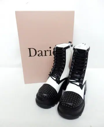 M1474 Darich 도킹 레이스업 부츠 화이트 M 사이즈