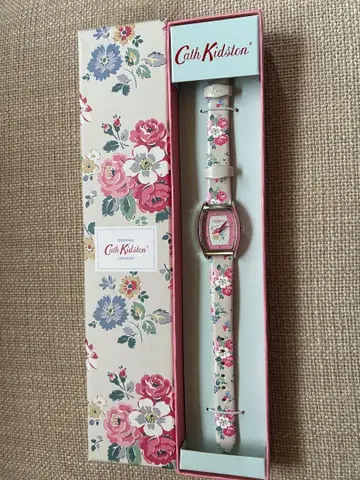 Cath Kidston 플로럴 손목시계