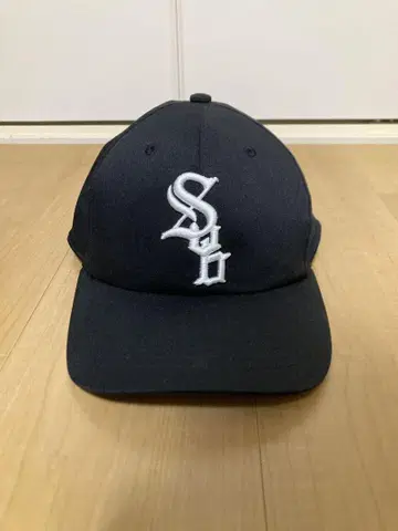 subciety 캡 로고 스냅백 야구 모자 블랙