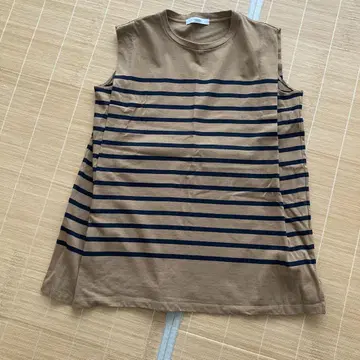 저널 스탠다드 relume 스트라이프 슬리브리스 탑