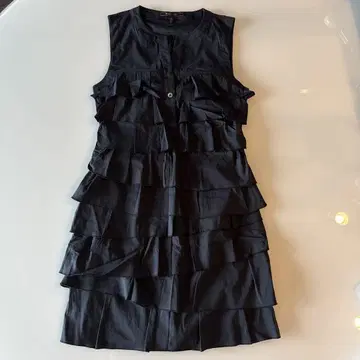 BCBGMAXAZRIA 블랙 프릴 슬리브리스 원피스 XS