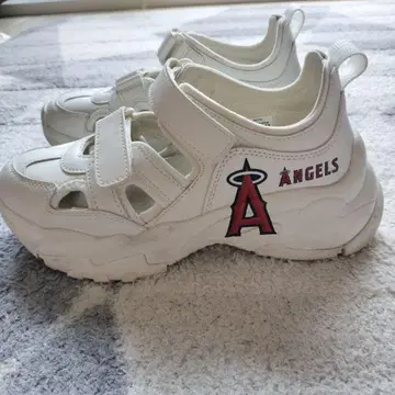 MLB 엔젤스 트레이닝 슈즈 화이트