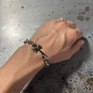 크로스 모티브 실버 체인 팔찌