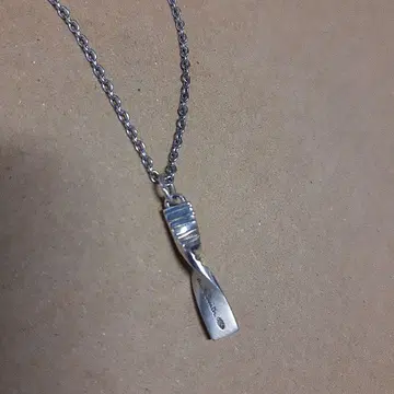 폴 스미스 목걸이