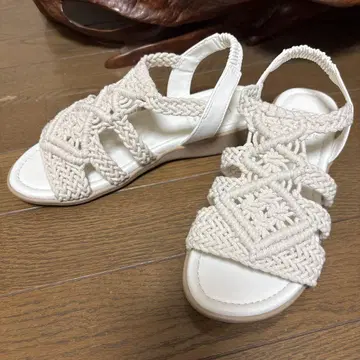 타임 SALE 엘르 플랫 샌들