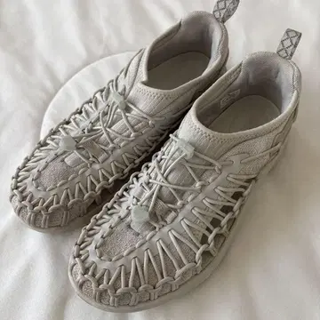 KEEN 실버 그레이 25cm
