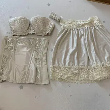 브라이덜 이너 세트 D65 아이보리