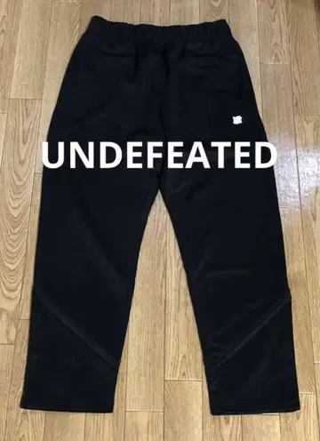 UNDEFEATED 스웨트 팬츠 로고 팬츠 원포인트