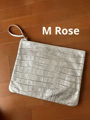 M Rose 엔메로즈 가죽 메탈릭 클러치백 건메탈