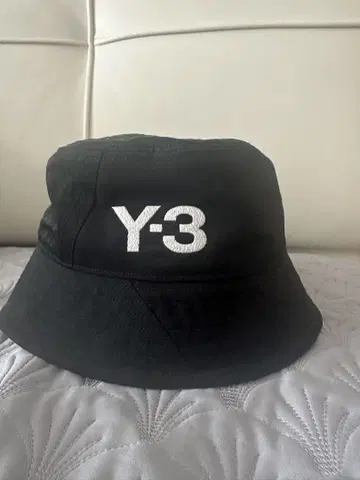Y-3 버킷 햇 블랙