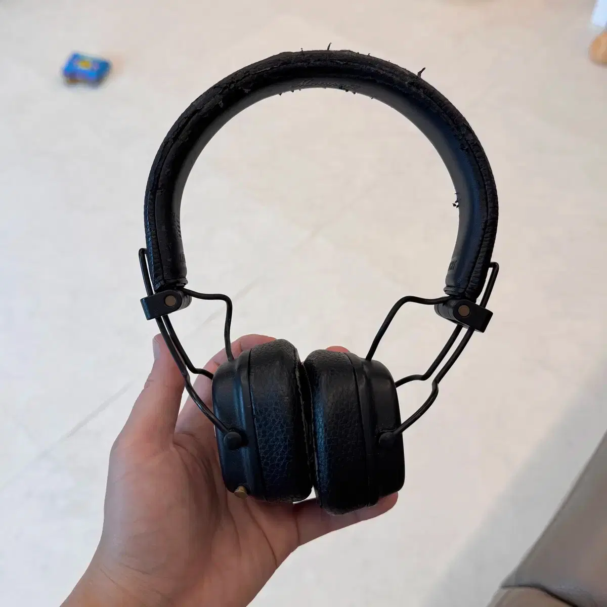 마샬 메이저3 블루투스 무선 헤드셋 판매합니다.