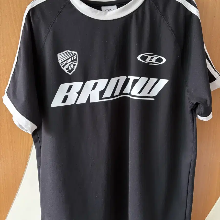 New) Freedom Mesh Rugby Jersey on Bunjang Global Site.