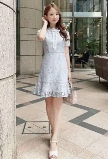미셸 마카롱 꽃무늬 레이스 원피스