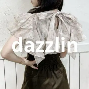 dazzlin 다즐린 프릴 모듬 리본 블라우스