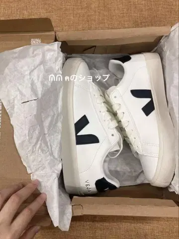 VEJA / 베자 화이트 블랙 스니커즈
