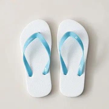 하레쿠라니 오키나와 화이트/블루 비치 샌들 미사용