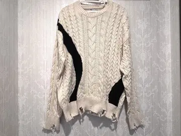 ZARA 아이보리 케이블 니트 스웨터 블랙 악센트 데미지 가공