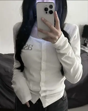 as on (아즈온) 시칠리아 버튼 카디건 화이트
