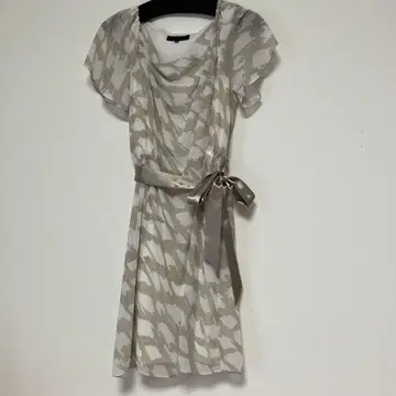 UNTITLED 추상 패턴 드레스 베이지