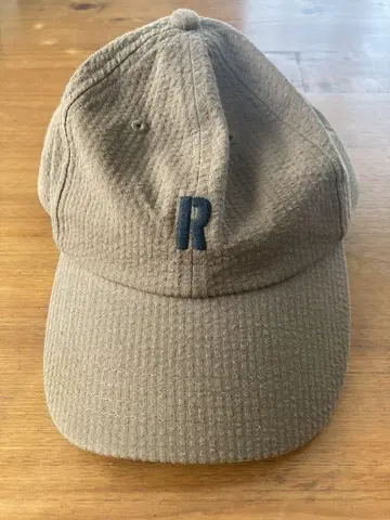 RHC 카키색 캡 R 자수 장식