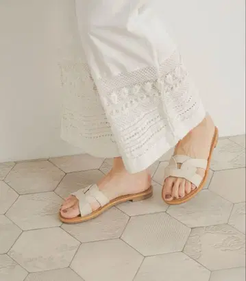 커팅 샌들 어반 리서치 도어스