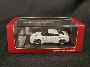 점화 모델 1/64 팬데믹 R35 GT-R 화이트 IG1745