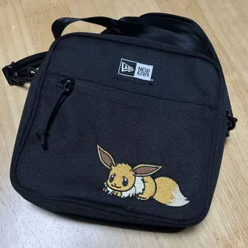 뉴에라 이브이 숄더백 뉴에라 포켓몬 거의 새상품