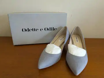 Odette e Odile 그레이 스틸레토 펌프스 22.5cm