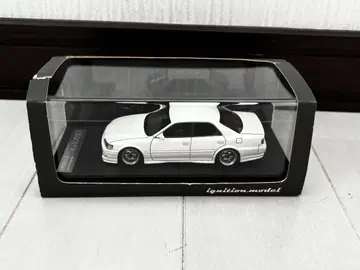 ignition.model CHASER 1/43 화이트
