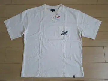 GREENROOM GALLERY Enjoy SURF 포켓 티셔츠