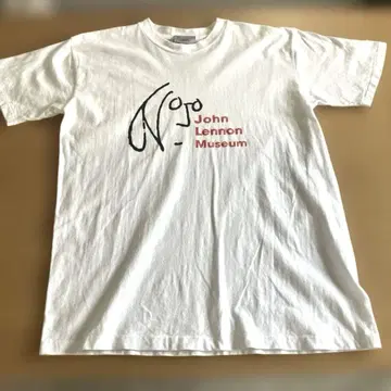 Noko John Lennon Museum 티셔츠 화이트