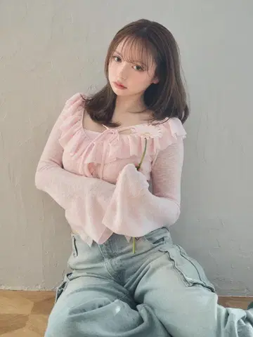 andmary Alison frill tops 완판템