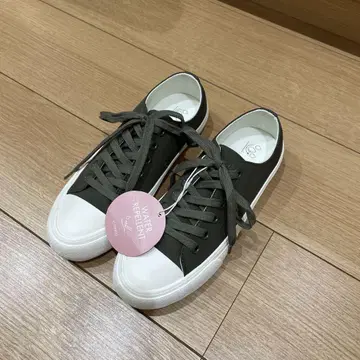emmi 워터프루프 스니커즈