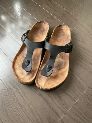 버켄스탁 기제 42 블랙