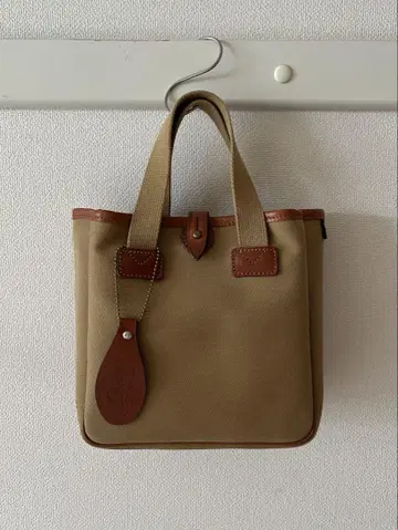 브래디 핸드백