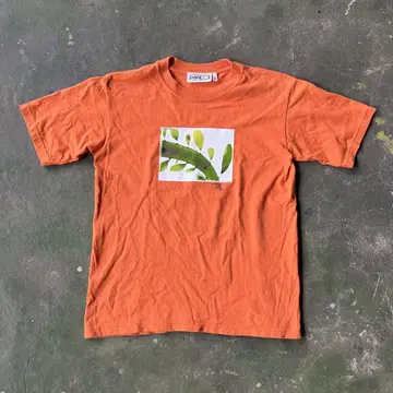 unitts zooo 토마스 캠벨 Kelp (켈프) 티셔츠