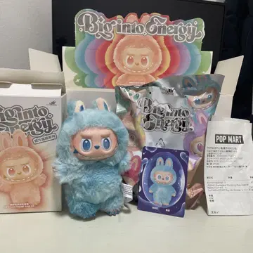 POP MART Big into Energy 봉제 인형