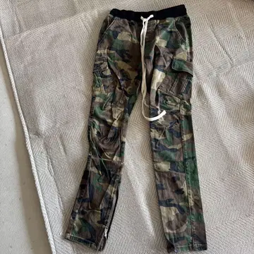 mnml 카모플라주 팬츠