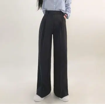 원 버튼 핀턱 와이드 슬랙스 블랙